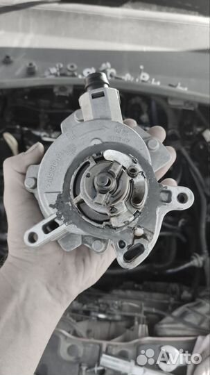 Вакуумный насос Ford Focus 1.5 EcoBoost