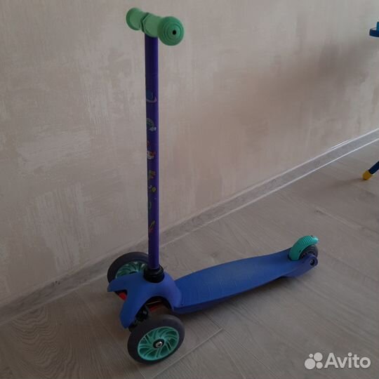 Самокат детский трехколесный бу