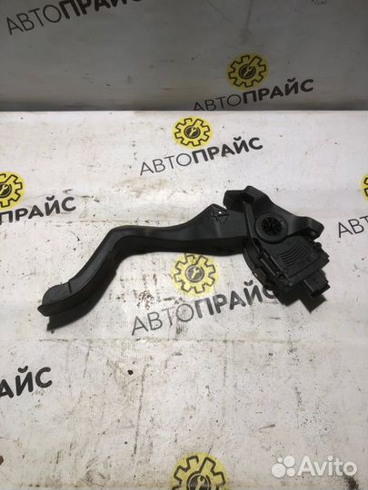 Педаль газа Peugeot 308 EP6 2008