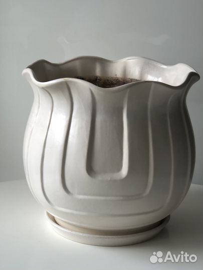 Цветочный керамический горшок