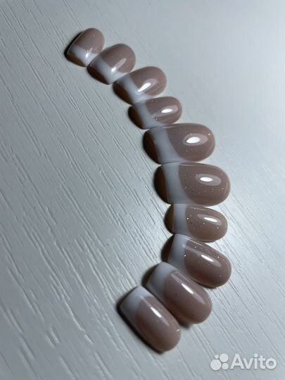 Наборы накладных ногтей с дизайном