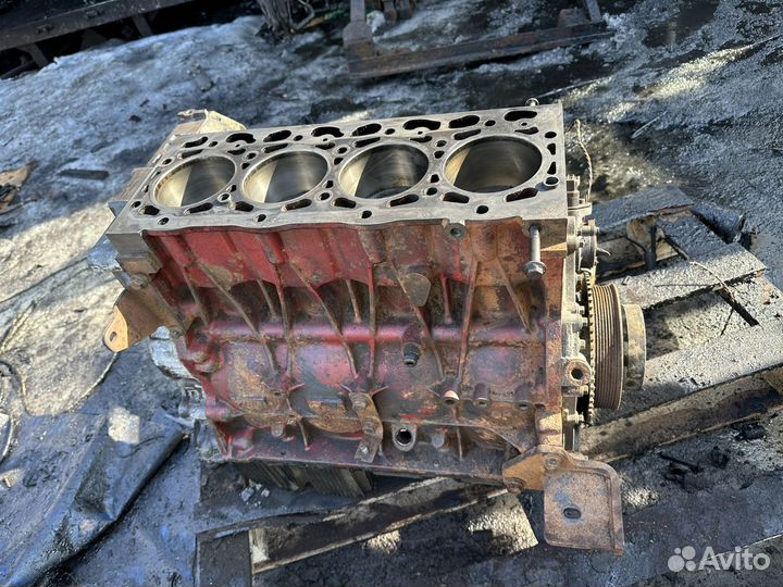 Паз вектор cummins 3.8e4 блок цилиндров б.у