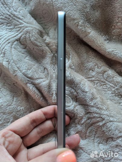 Samsung Galaxy S7, 4/32 ГБ