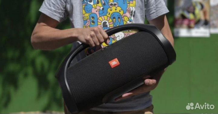 JBL BoomBox мощная переносная колонка