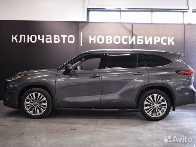 Toyota Highlander 3.5 AT, 2022