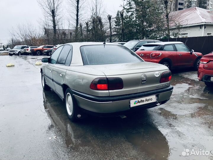 Opel Omega 2.5 AT, 1999, 262 400 км