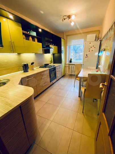 4-к. квартира, 78 м², 4/5 эт.