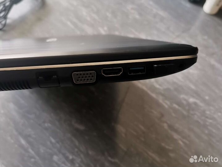 Ноутбук asus
