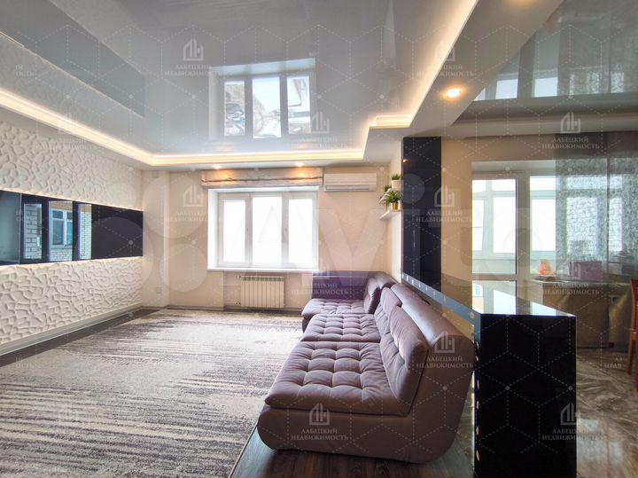 4-к. квартира, 158,5 м², 8/8 эт.