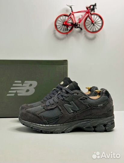 Кроссовки New balance 2002r