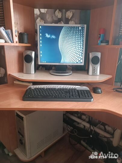 Компьютер с принтером