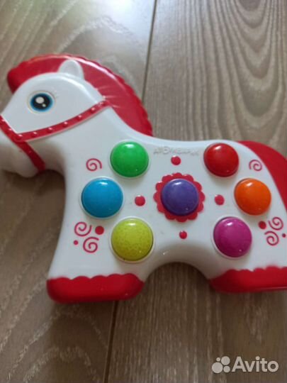 Музыкальные и развивающие игрушки пакетом