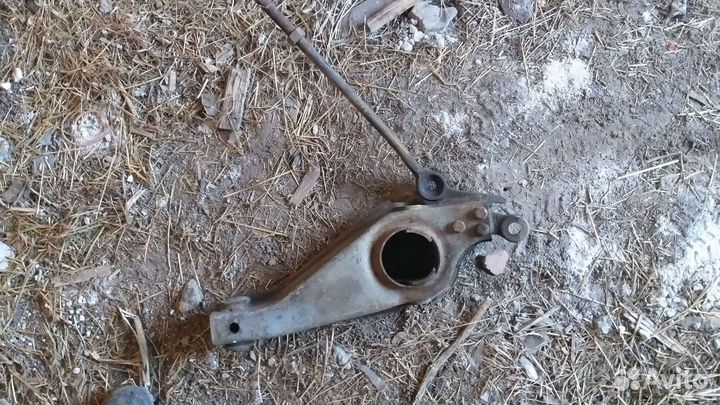 Рычаг правый VW т3