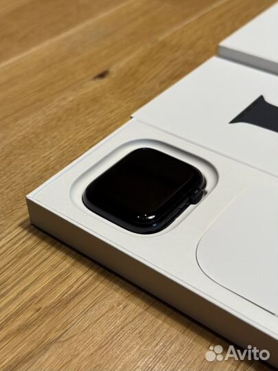 Apple Watch 9, 45mm. Midnight