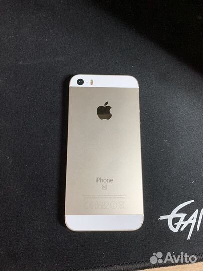 iPhone SE, 32 ГБ