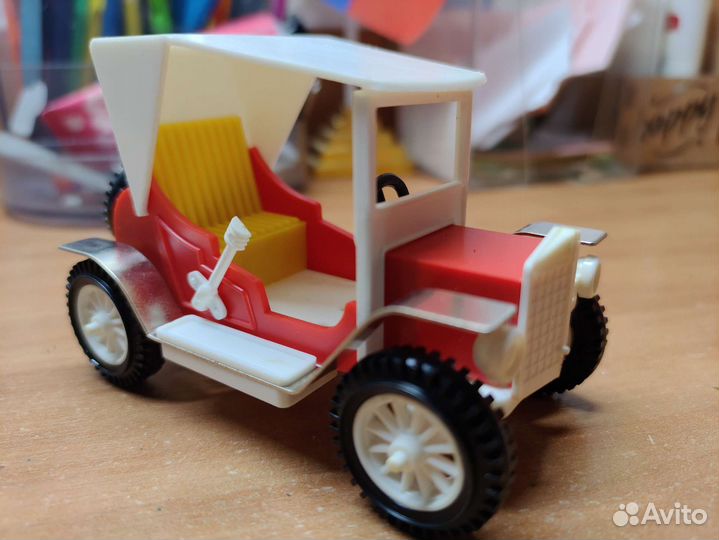 Автомобль лимузин СССР