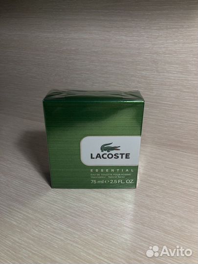 Lacoste essential