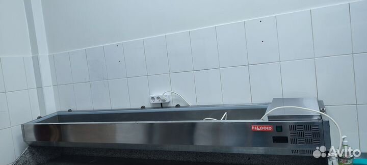 Холодильная витрина