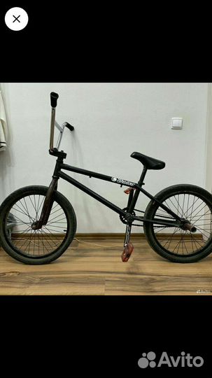 Трюковой велосипед BMX