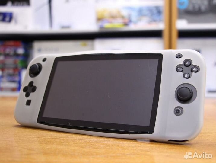 Силиконовый чехол Silicon Case White белый Switch
