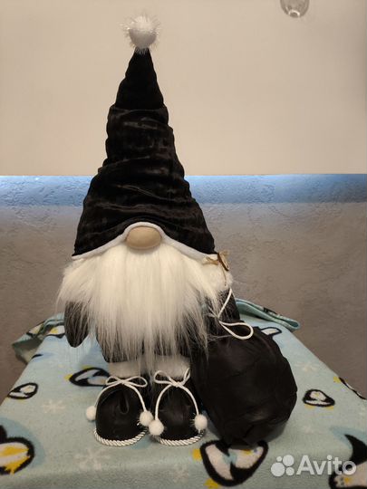 Гном на ножках