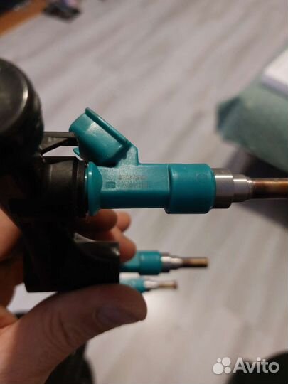 Топливные форсунки