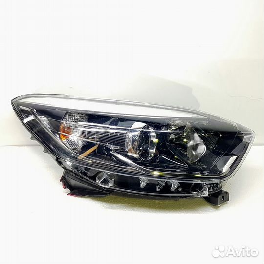 Renault Kaptur (c 16) фара правая галоген