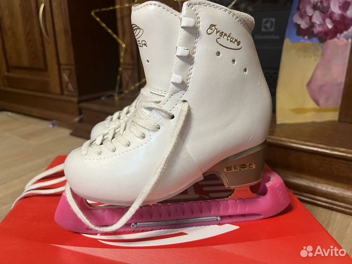 Фигурные коньки edea overture 200