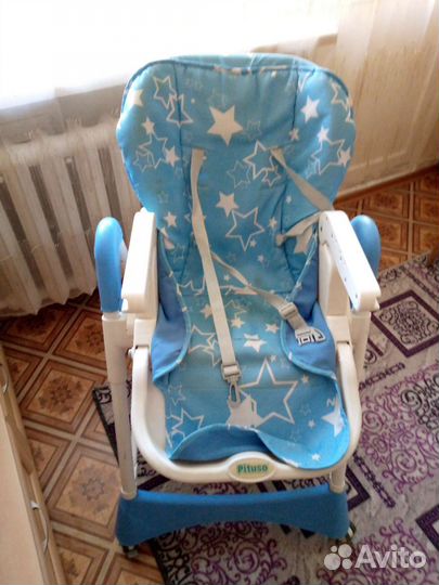 Стульчик для кормления pituso