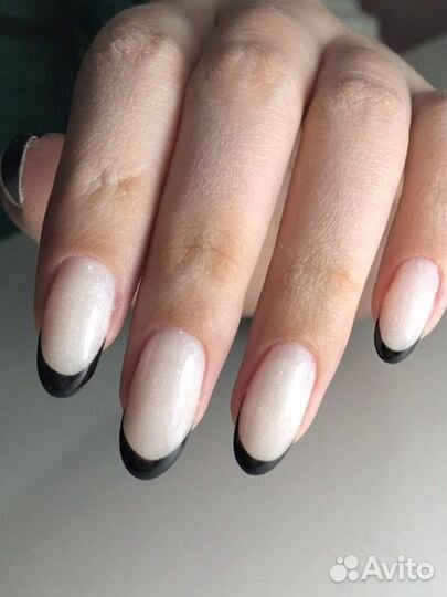 Маникюр и педикюр