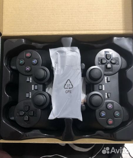 Игровая приставка консоль