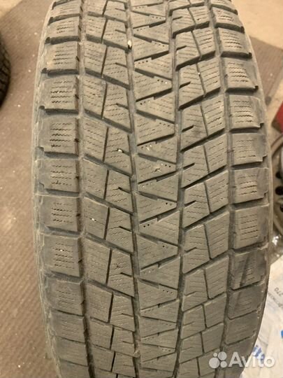 Bridgestone Blizzak DM-V1 225/65 R17