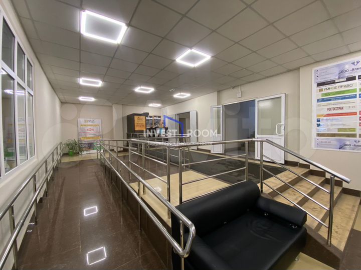 Офис с панорамными окнами
