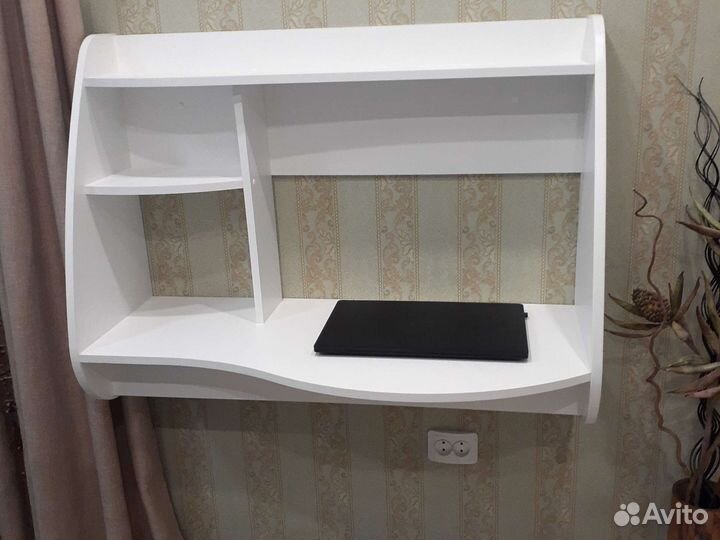 Стол настенный