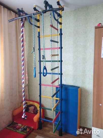 Детский спортивный уголок