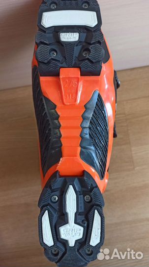 Горнолыжные ботинки Dalbello DS120