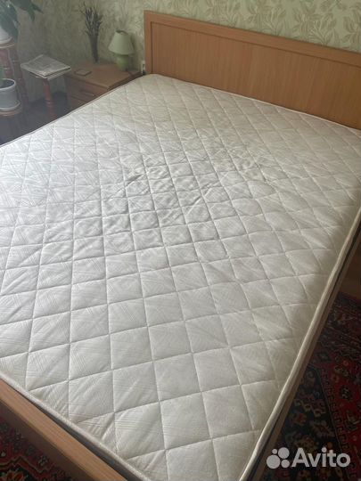 Матрас 160х200 бу