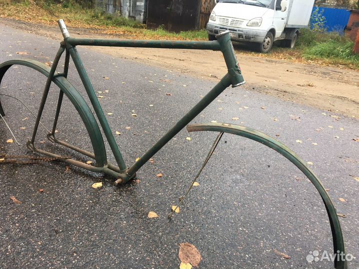 Старинная рама велосипеда-газ