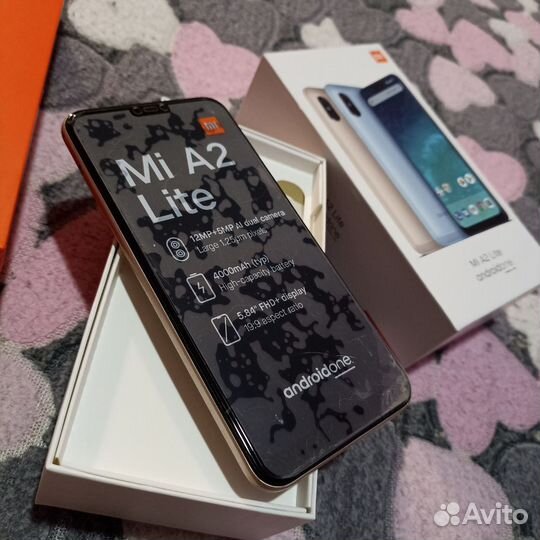 Xiaomi Mi A2 Lite Android One, 3/32 ГБ