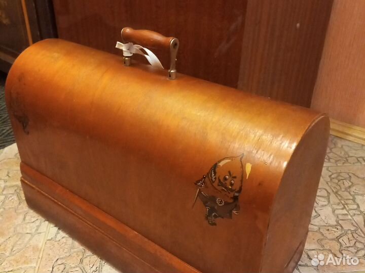 Подольская ручная швейная машина