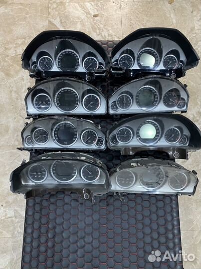 Щиток панели приборов X204