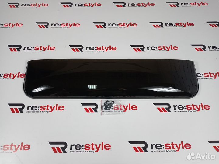 Дeфлектор люка Toyota Land Cruiser Prado 150