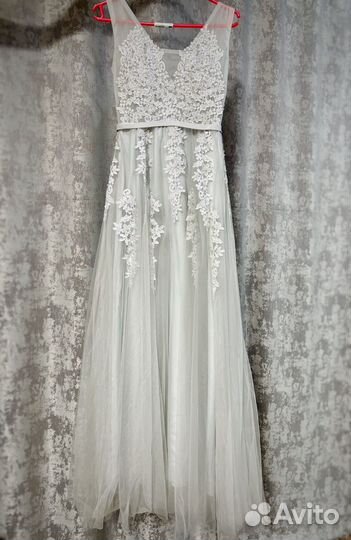 Вечернее платье с открытой спиной