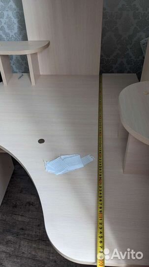 Письменный угловой стол