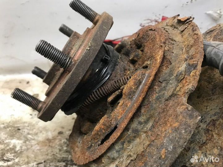 Рычаг подвески нижний задний правый Mitsubishi