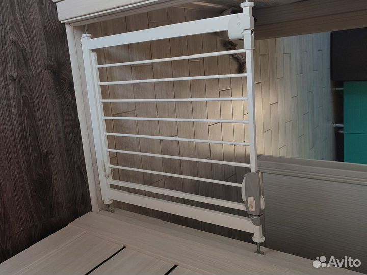 Защитный барьер калитка для детей