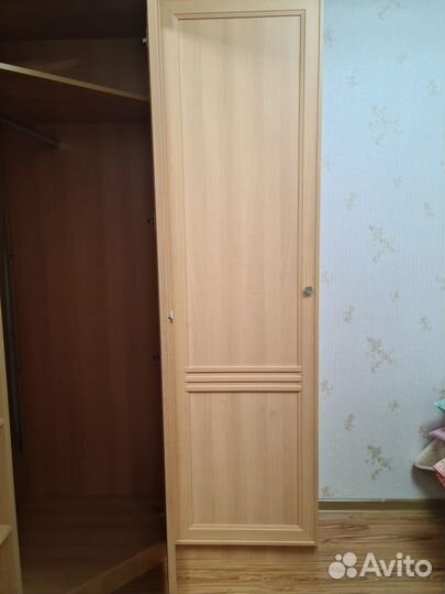 Угловой шкаф с зеркалом бу