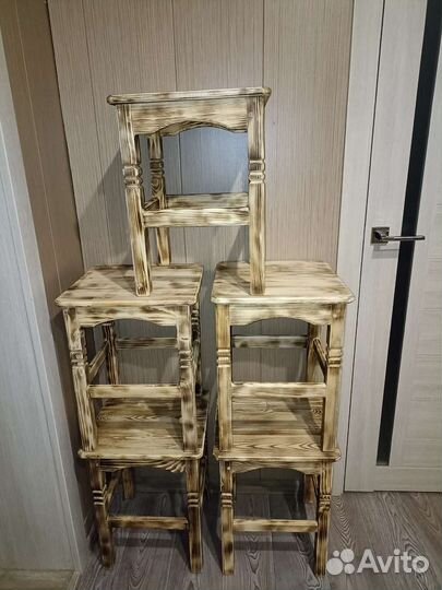 Табуретки деревянные