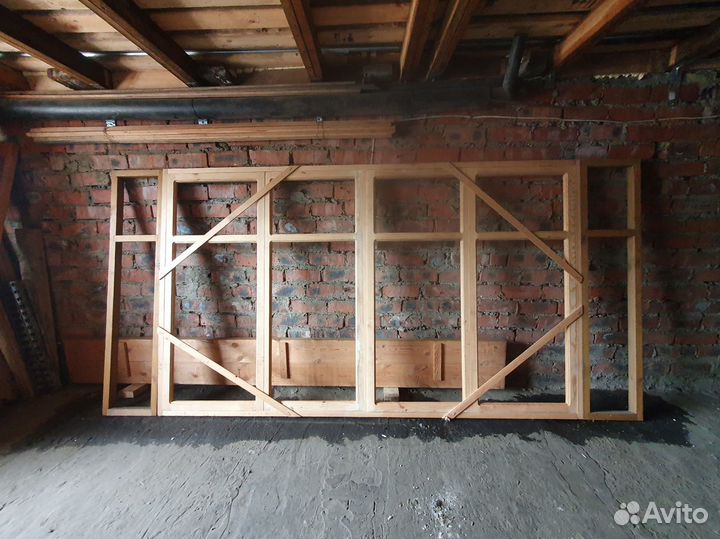 Балконная рама деревянная, новая