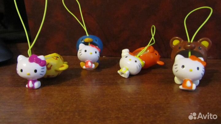 Фигурки Киндер Hello Kitty Коллекция N2 